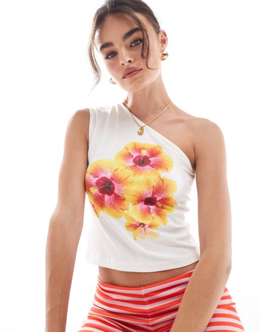 ASOS DESIGN tropical floral one shoulder top in ivory, 4 of 4