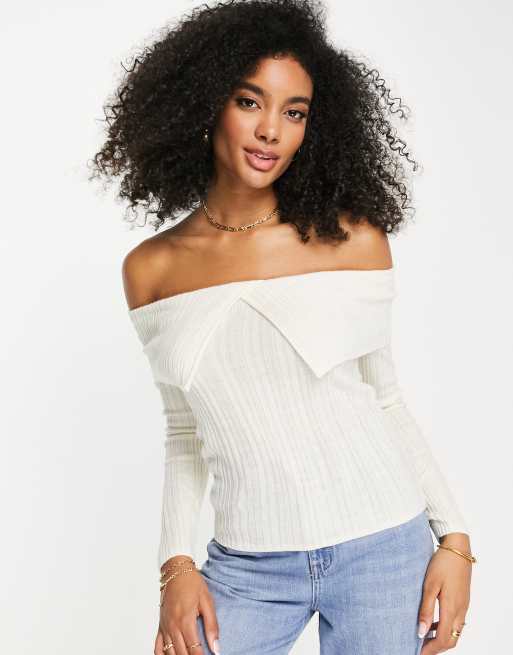ASOS DESIGN - Trui met blote schouders en kraagdetail in crème