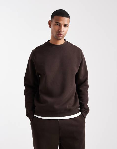 ASOS DESIGN - Trui met normale pasvorm en ronde hals in donkerbruin - view 1