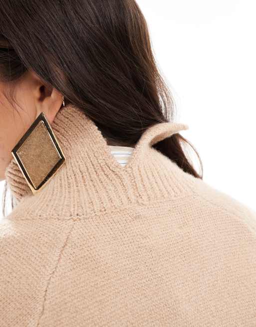 ASOS DESIGN - Trui met opstaande boord en gestructureerde mouwen in camel, 3 van 5
