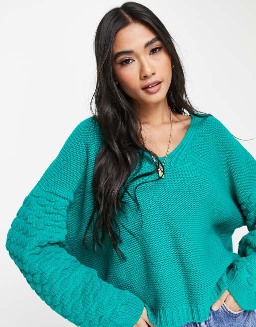 ASOS DESIGN - Trui met V-hals en mouwen met textuur in groen