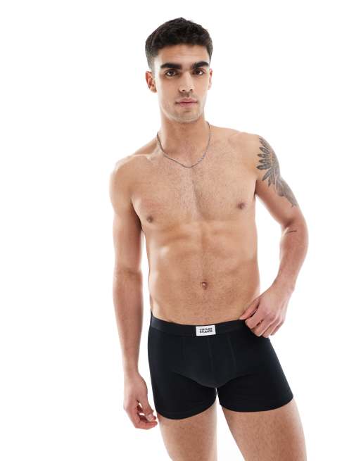 ASOS DESIGN – Trunk in Schwarz