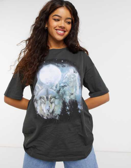 ASOS DESIGN – T‑shirt w kolorze spranego grafitu z  grafiką przedstawiającą wilki