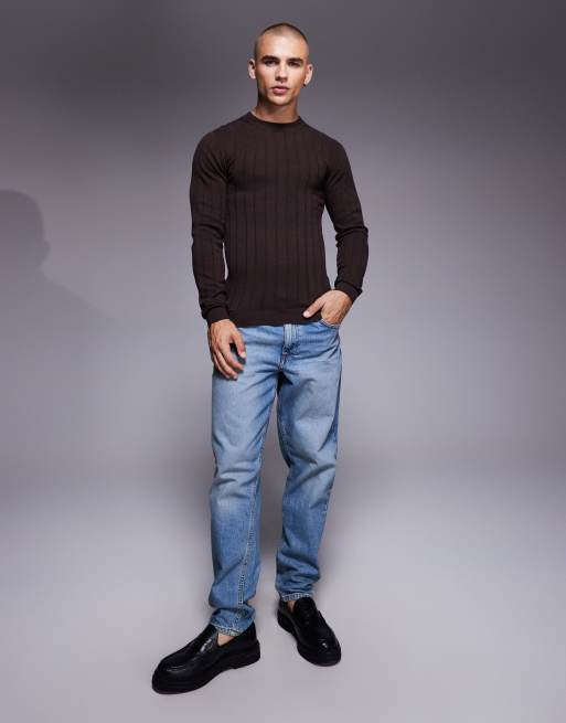 ASOS DESIGN - Tætsiddende, brun og ribstrikket T-shirt med lange ærmer, 2 af 5