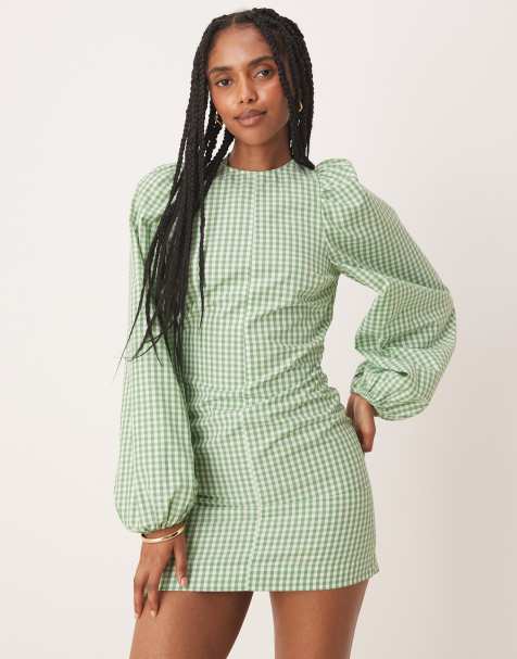 ASOS DESIGN - Tætsiddende minikjole med svaj, bindedetalje på ryggen og grønt gingham-tern - view 1