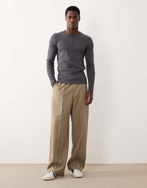 ASOS DESIGN - Tætsiddende og langærmet koksgrå T-shirt i ribstrik med henley-hals , 2 af 5