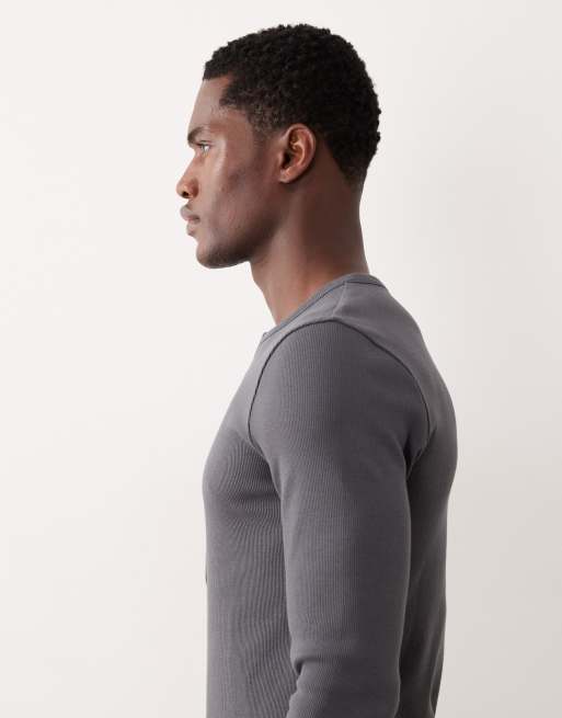 ASOS DESIGN - Tætsiddende og langærmet koksgrå T-shirt i ribstrik med henley-hals , 4 af 5