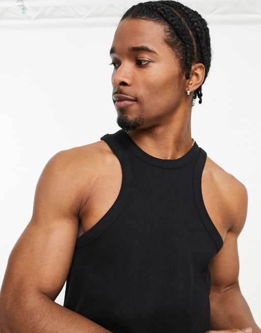 ASOS DESIGN - Tætsiddende ribstrikket undertrøje med racerhals i sort