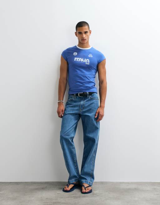 ASOS DESIGN tætsiddende ringer T-shirt med Italia-fodboldgrafik i blå, 2 af 5