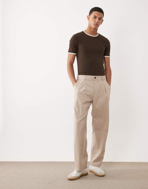 ASOS DESIGN tætsiddende ringer T-shirt med kontrastkant i mørkebrun rib, 2 af 5