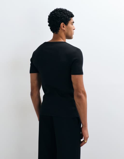 ASOS DESIGN tætsiddende T-shirt med henley og trykknapper i sort rib, 5 af 5