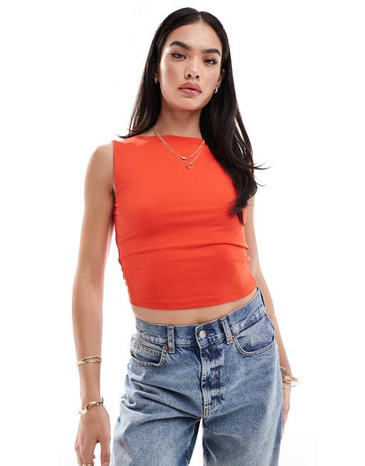 ASOS DESIGN - Tætsiddende top i rød