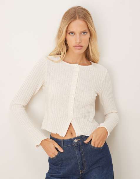 ASOS DESIGN tætsiddende top med struktur, knaplukning og lange ærmer i creme - view 1