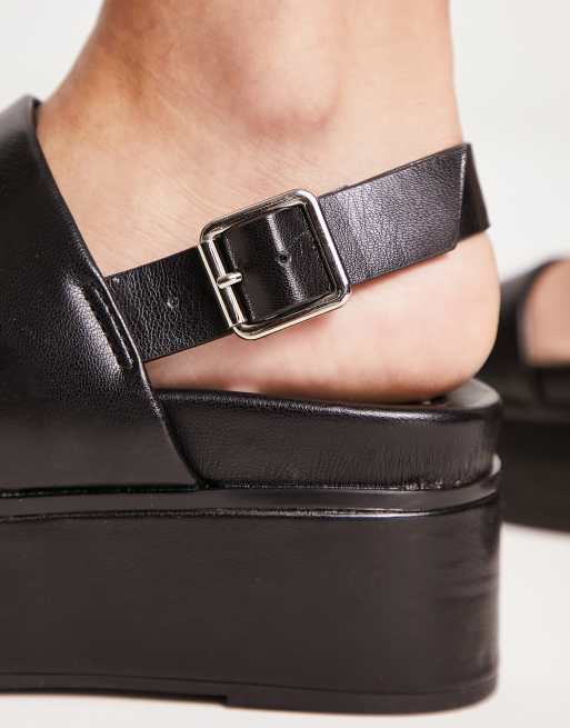 ASOS DESIGN – Tucker – Sandalen mit klobiger Plateausohle in Schwarz, 3 von 4