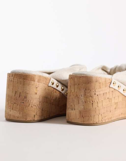 ASOS DESIGN - Tulip - Sleehakken en gedraaid detail in kaki, 3 van 4