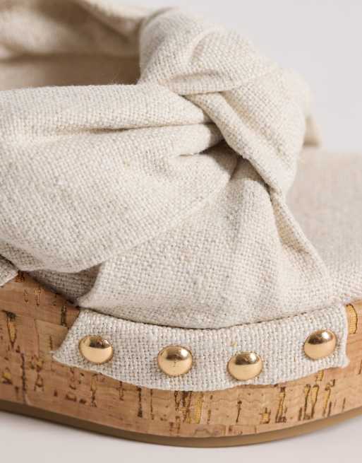 ASOS DESIGN Tulip wedge with twist detail in beige, 4 of 4