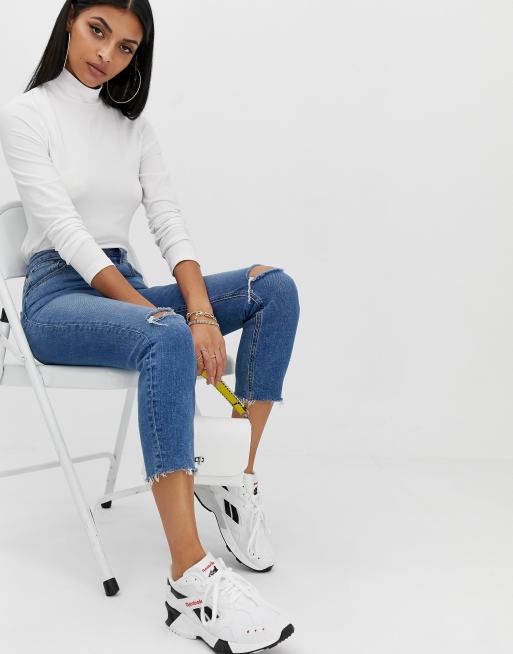 White turtleneck hotsell with jeans