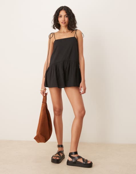 ASOS DESIGN - Tuta corta nera con gonna a ruota, vita scesa e spalline sottili - view 1