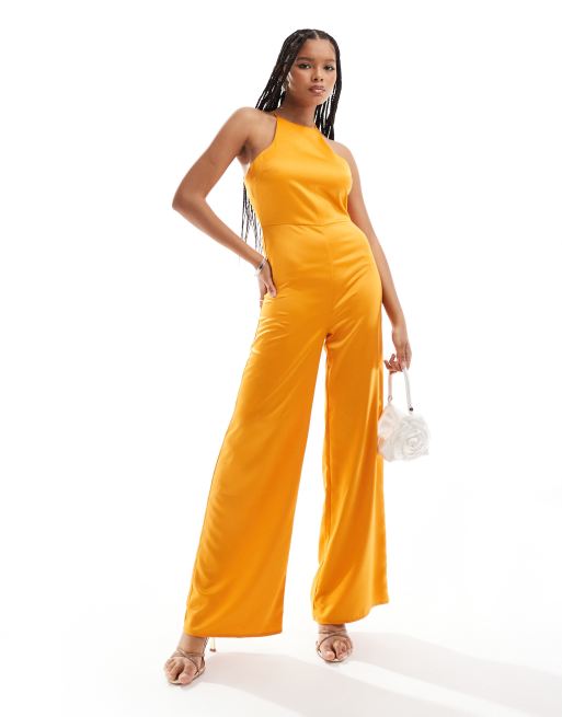 ASOS DESIGN - Tuta jumpsuit a fondo ampio arancione acceso in raso con scollo a vogatore