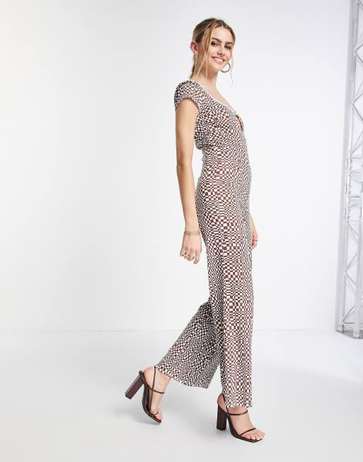 ASOS DESIGN - Tuta jumpsuit a scacchi ondulati con apertura a goccia con clip