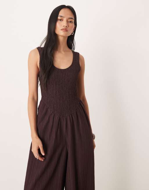 ASOS DESIGN - Tuta jumpsuit marrone stropicciata con scollo rotondo, 2 di 4
