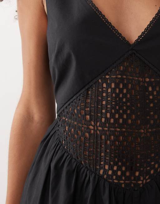 ASOS DESIGN - Tuta jumpsuit nera con pannello all'uncinetto in vita, 3 di 4