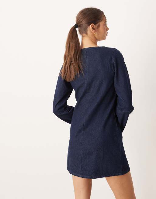 ASOS DESIGN – Tvättad miniklänning i denim med kostymvästdesign och böjda ärmar, 2 av 4