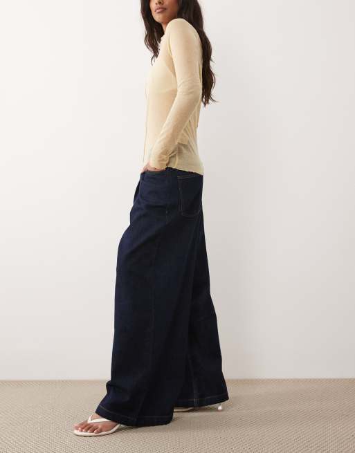 ASOS DESIGN – Tvättade jeans med vida ben och veckdetaljer, 3 av 5