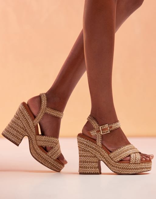 ASOS DESIGN Twiggy Sleehakken met gekruiste bandjes in naturel raffia ASOS