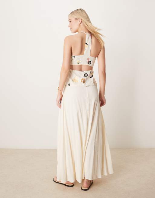 folk embroidered dress Boho Maxi Dress – Flowy Beach Caftan with Intricate Folk Embroidery main image 0
