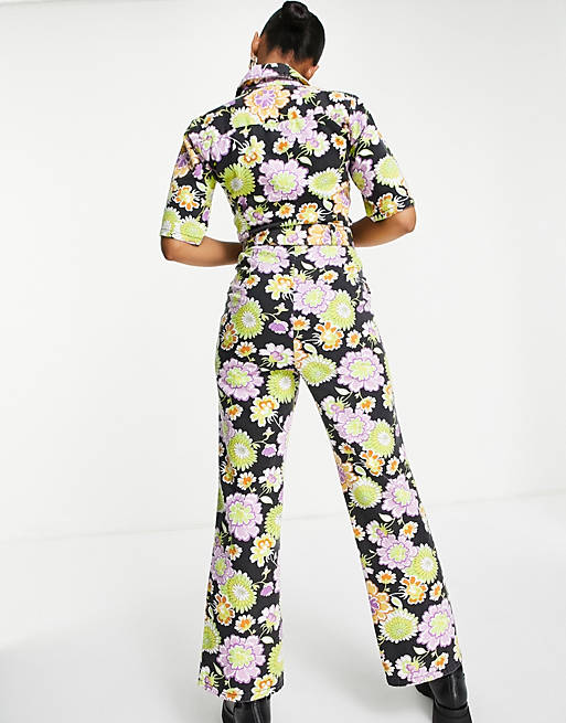Jumpsuits & Playsuits twill short sleeve zip front buckle fit and flare jumpsuit in retro floral 