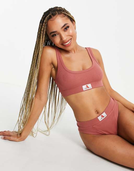 ASOS DESIGN - Two Mile - Slip brésilien côtelé et échancré à taille haute - Rouille