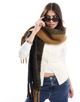 two tone fluffy tassel scarf in camel and black-Multi