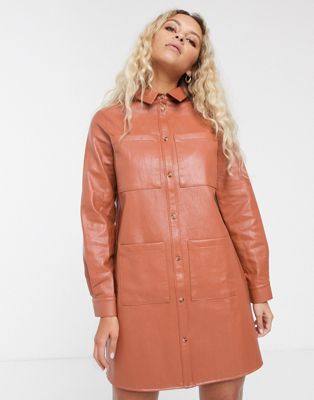 ASOS DESIGN – Übergroßes Hemdkleid im Leder-Look