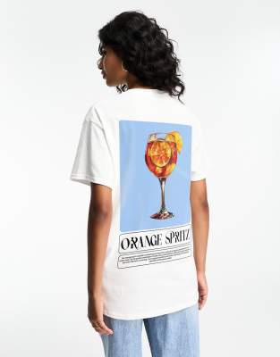 ASOS DESIGN - Übergroßes T-Shirt in Weiß mit „Orange Spritz"-Grafik