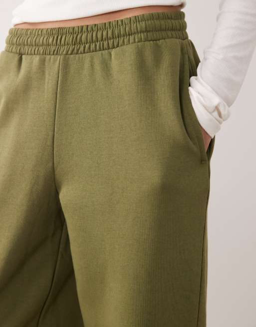 ASOS DESIGN ultimate cuffed brushback trackies in khaki, 5 of 5