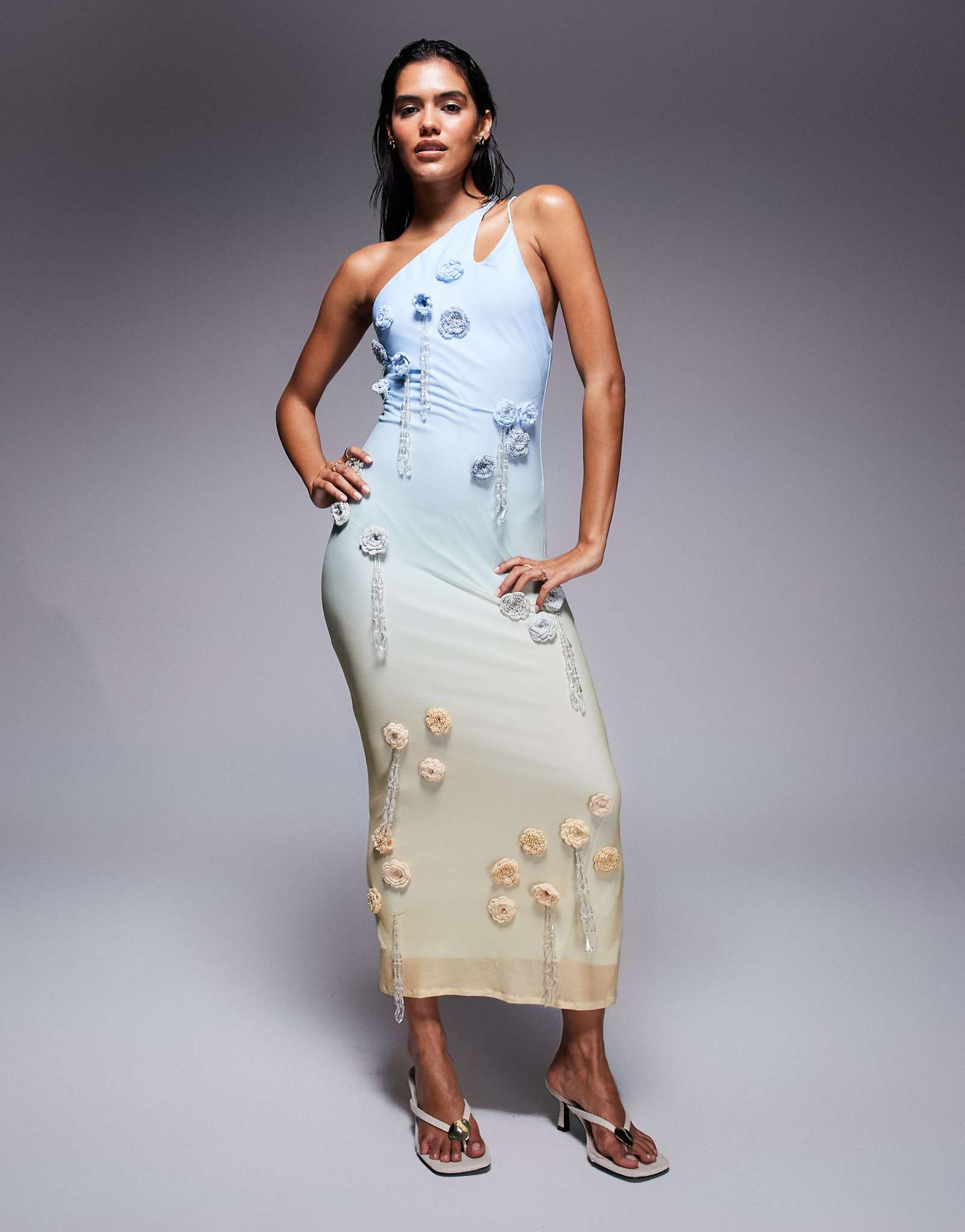 Макси-платье ASOS DESIGN ultimate, украшенное вязаными крючком 3D-цветами в синем и лимонном стиле омбре