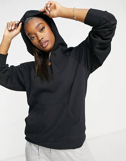 Hoodies & Sweatshirts ultimate hoodie in black 