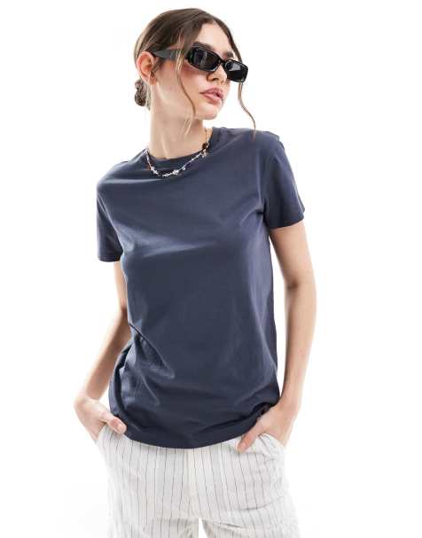 ASOS DESIGN - Ultimate - Mørk koksgrå T-shirt med rund hals - view 1