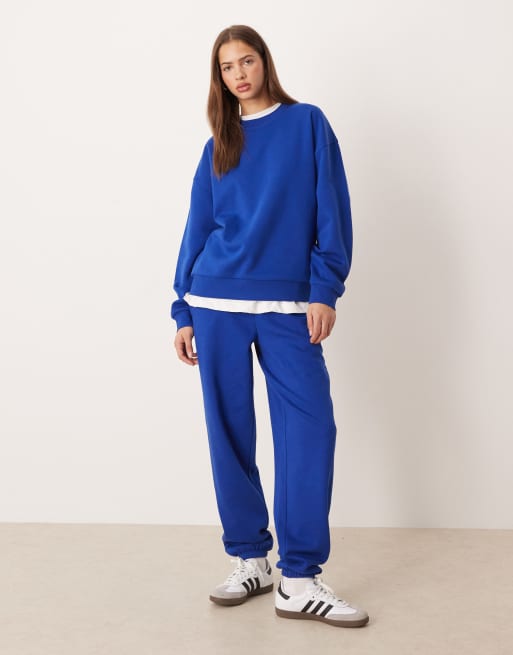 ASOS DESIGN – Ultimate – Oversize-Sweatshirt in kräftigem Blau mit weicher Innenseite, 4 von 4