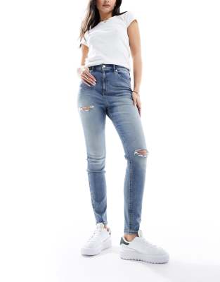 ASOS DESIGN - Ultimate - Skinny-Jeans in Hellblau mit Zierrissen