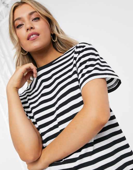 Black and store white stripe tee