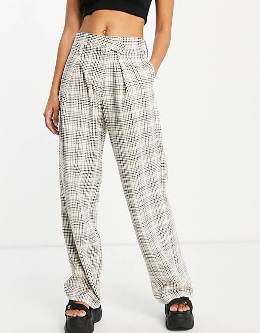 ASOS DESIGN ultimate tapered boy trousers in check