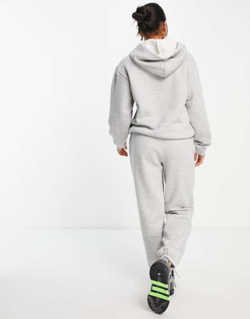ASOS DESIGN – Ultimate – Trainingsanzug in Kalkgrau mit Oversize-Kapuzenpullover und Jogginghose, 4 von 4
