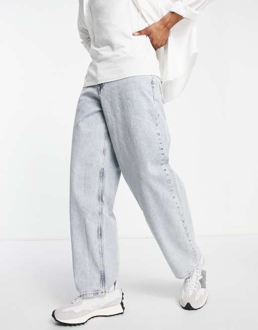ASOS DESIGN ultra baggy jeans in vintage light blue wash, 2 of 4