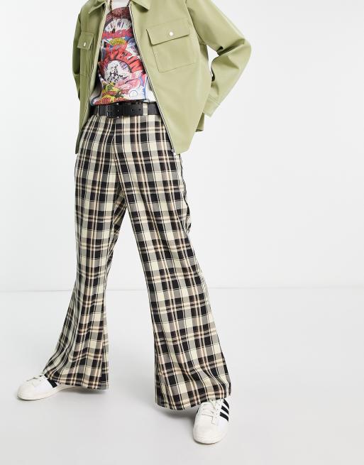  ASOS DESIGN ultra flare trousers in check, 4 of 4