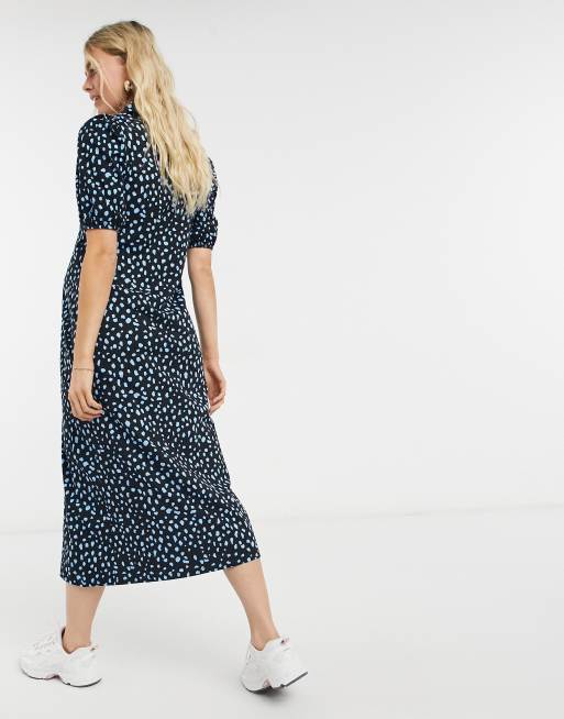 ASOS DESIGN – Umstandsmode – Midi-Freizeitkleid mit Kragen in Schwarz mit blauen Punkten, 2 von 4