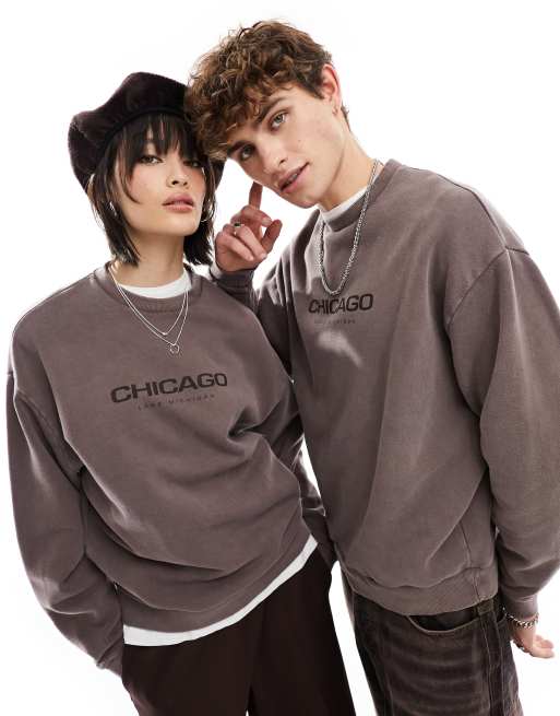ASOS DESIGN – Unisex – Bruntvättad sweatshirt i oversize med 'Chicago'-tryck