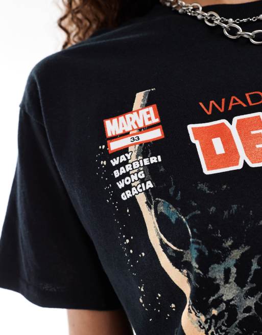 ASOS DESIGN Unisex – Marvel – Czarny T-shirt z grafiką Deadpool z przodu, 3 z 4