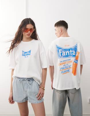 ASOS DESIGN - Unisex - Oversize-T-Shirt in Weiß mit „Fanta"-Prints